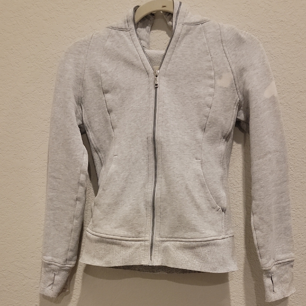 Lulu Gray Scuba